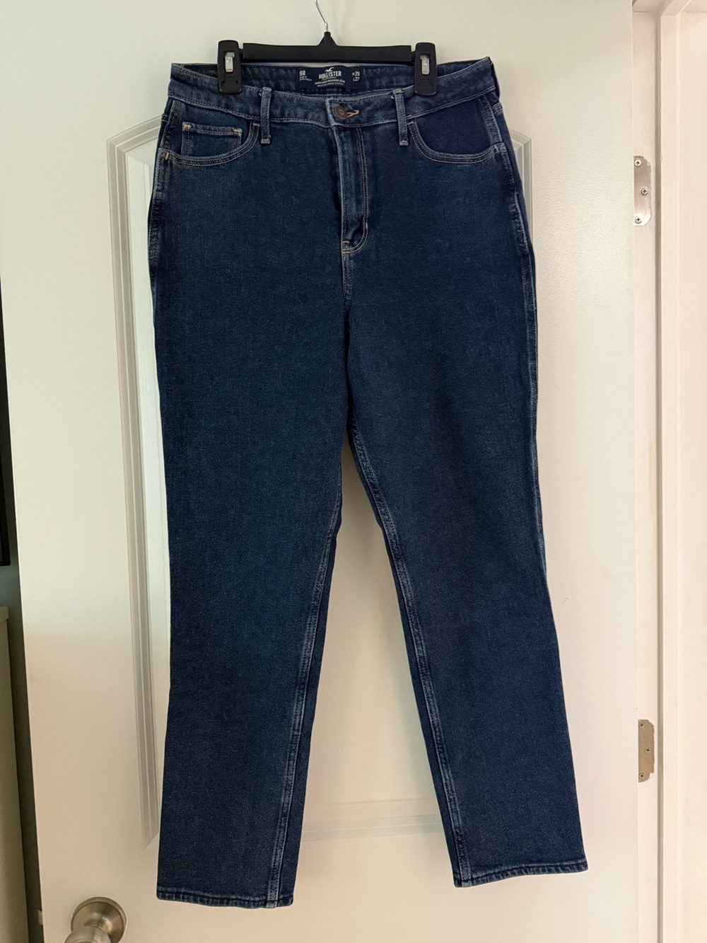 Hollister Women’s Ultra High Rise Mom Jean 9R